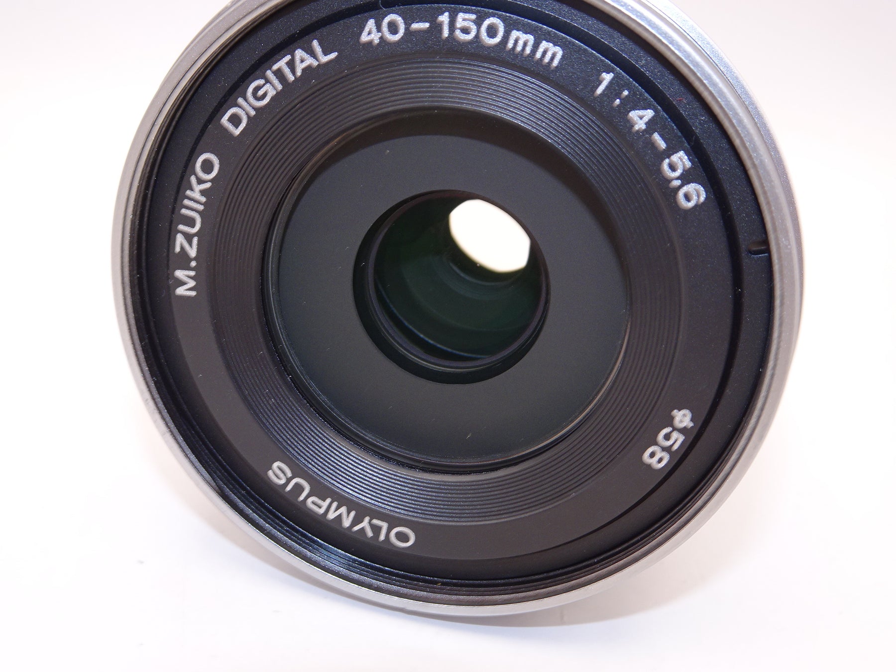 【外観特上級】OLYMPUS 望遠ズームレンズ M.ZUIKO DIGITAL ED 40-150mm F4.0-5.6 R シルバー
