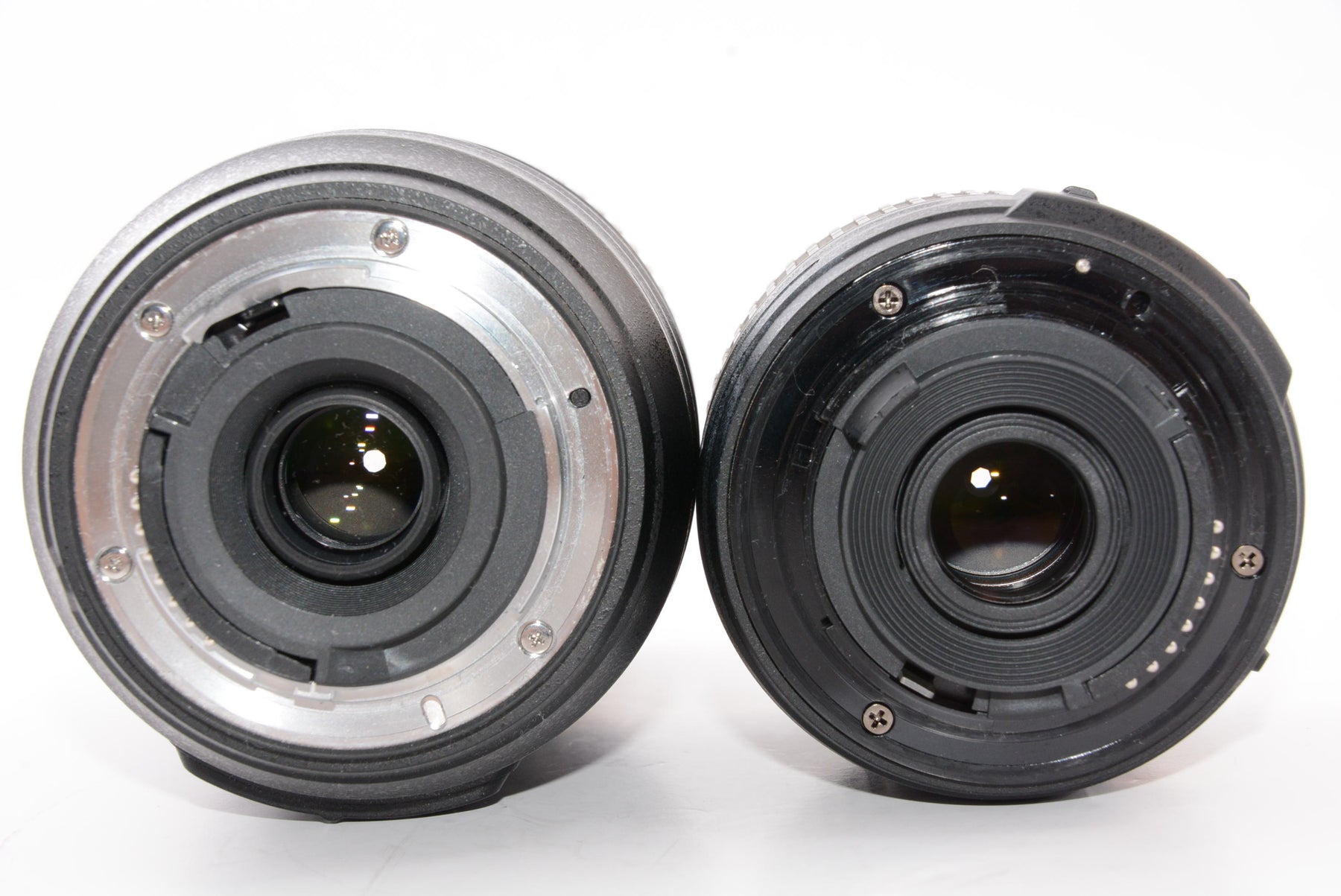 【外観特上級】Nikon デジタル一眼レフカメラ D5500 ダブルズームキット ブラック 2416万画素 3.2型液晶 タッチパネルD5500WZBK