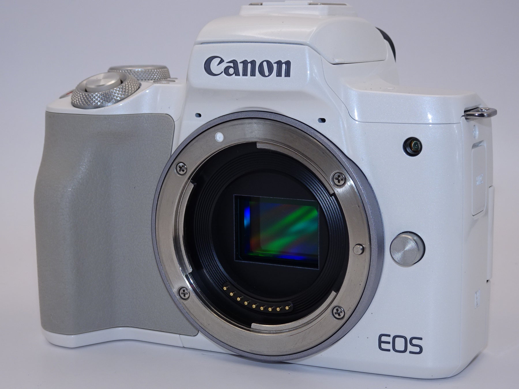 【外観特上級】Canon ミラーレス一眼カメラ EOS Kiss M ボディー ホワイト EOSKISSMWH-BODY