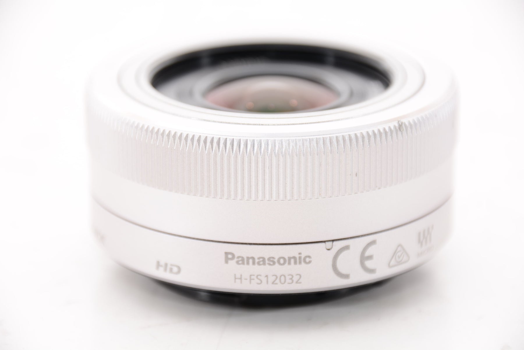 【オススメ】パナソニック 標準ズームレンズ マイクロフォーサーズ用 ルミックス G VARIO 12-32mm/F3.5-5.6 ASPH./MEGA O.I.S. シルバー H-FS12032-S