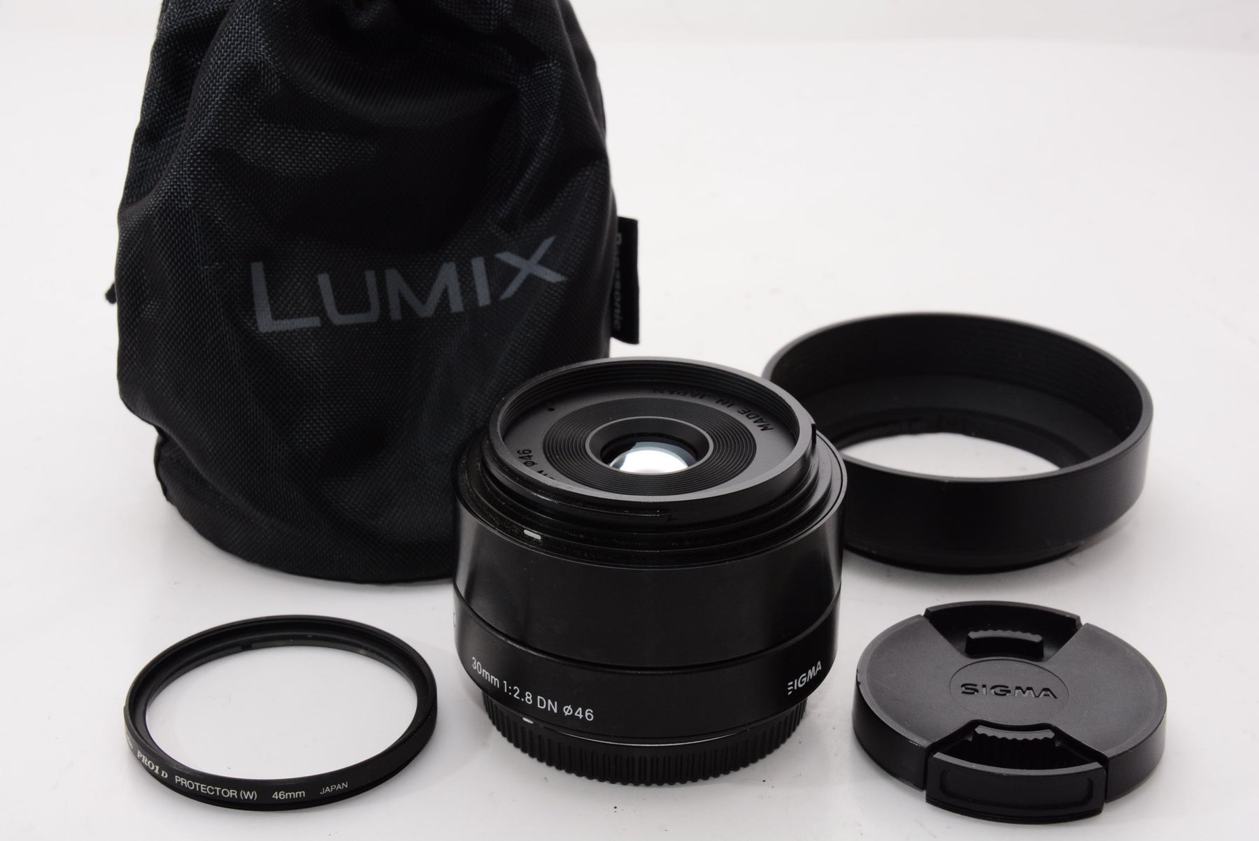 【オススメ】SIGMA 単焦点レンズ Art 30mm F2.8 DN ブラック マイクロフォーサーズ用 ミラーレスカメラ専用 929695