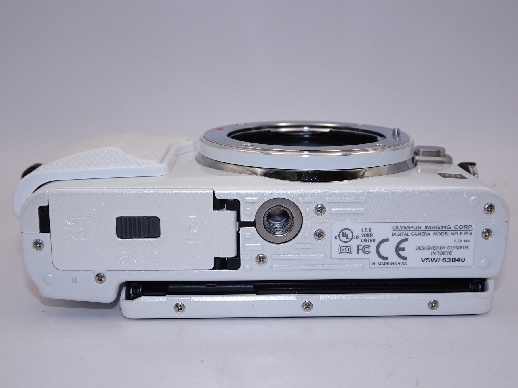 【外観並級】OLYMPUS ミラーレス一眼 PEN Lite E-PL6 ボディ ホワイト E-PL6 BODY WHT