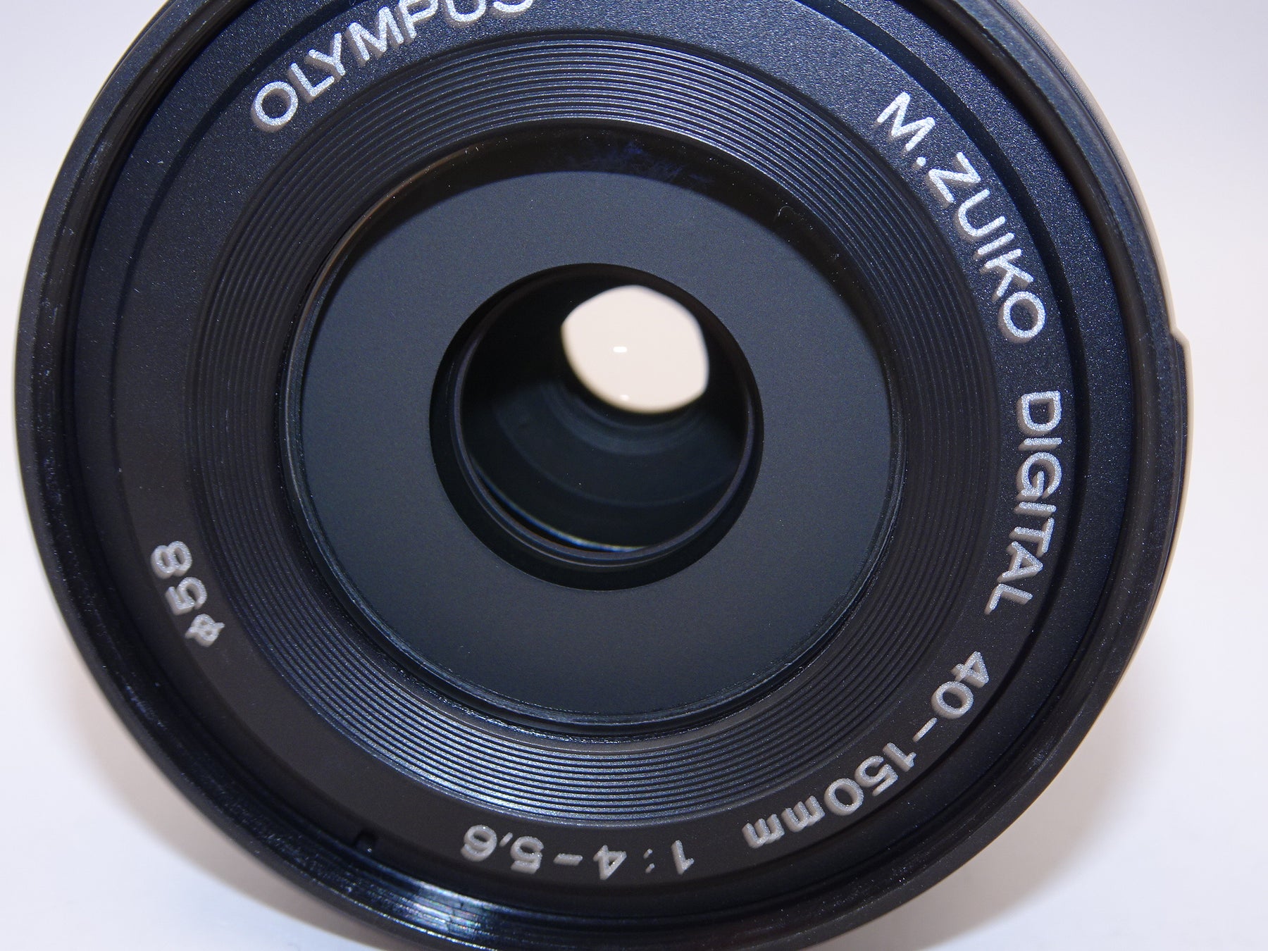 【外観特上級】OLYMPUS 望遠ズームレンズ M.ZUIKO DIGITAL ED 40-150mm F4.0-5.6 R ブラック