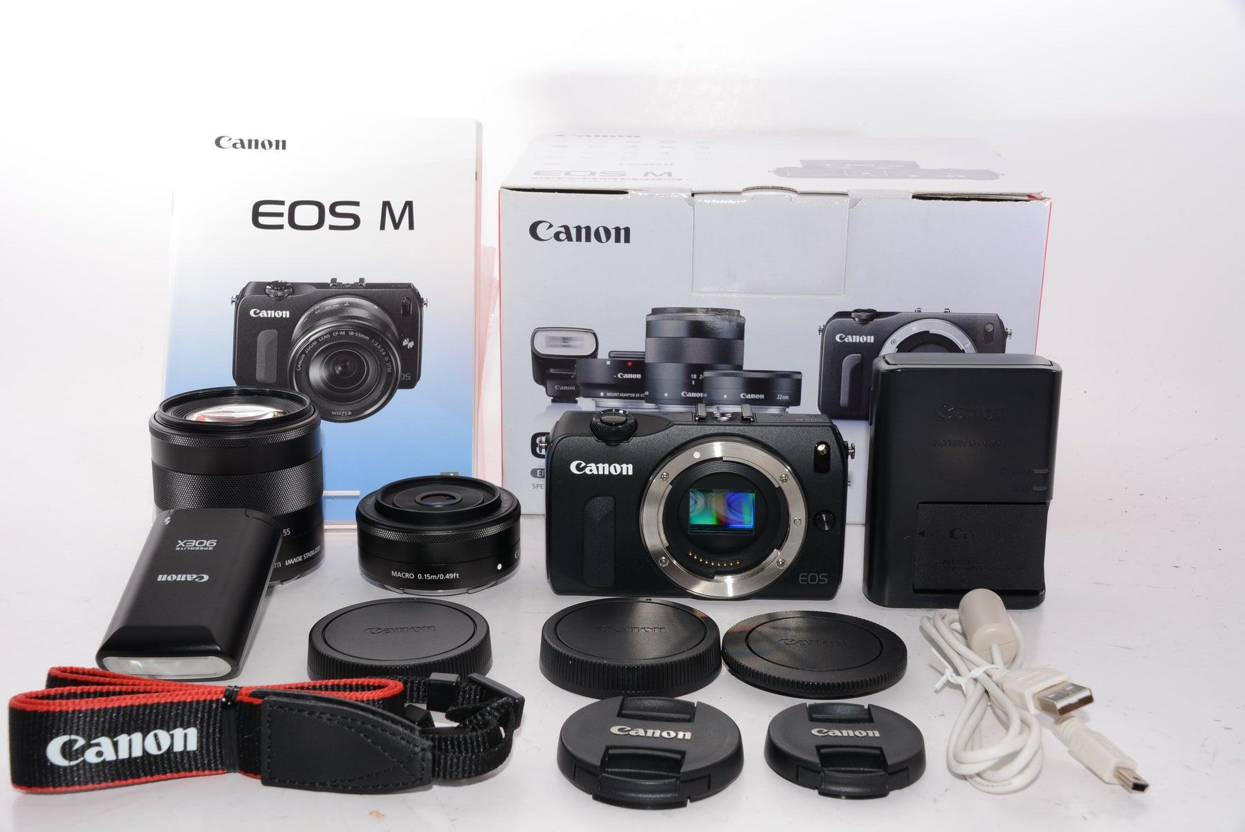 【外観特上級】Canon ミラーレス一眼カメラ EOS M ダブルレンズキット