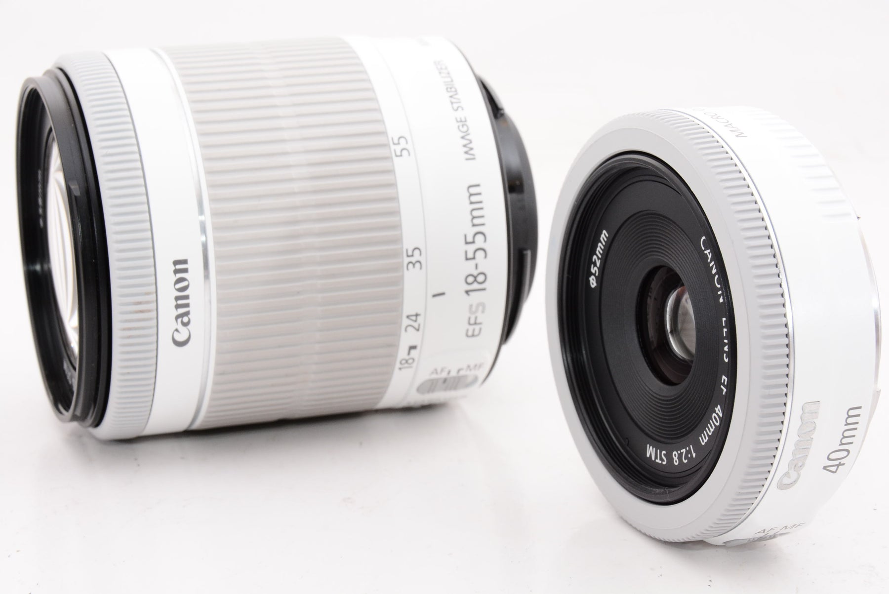 【外観特上級】Canon デジタル一眼レフカメラ EOS Kiss X7(ホワイト) ダブルレンズキット2 EF-S18-55mm F3.5-5.6 IS STM(ホワイト) EF40mm F2.8 STM(ホワイト) 付属 KISSX7WH-WLK2