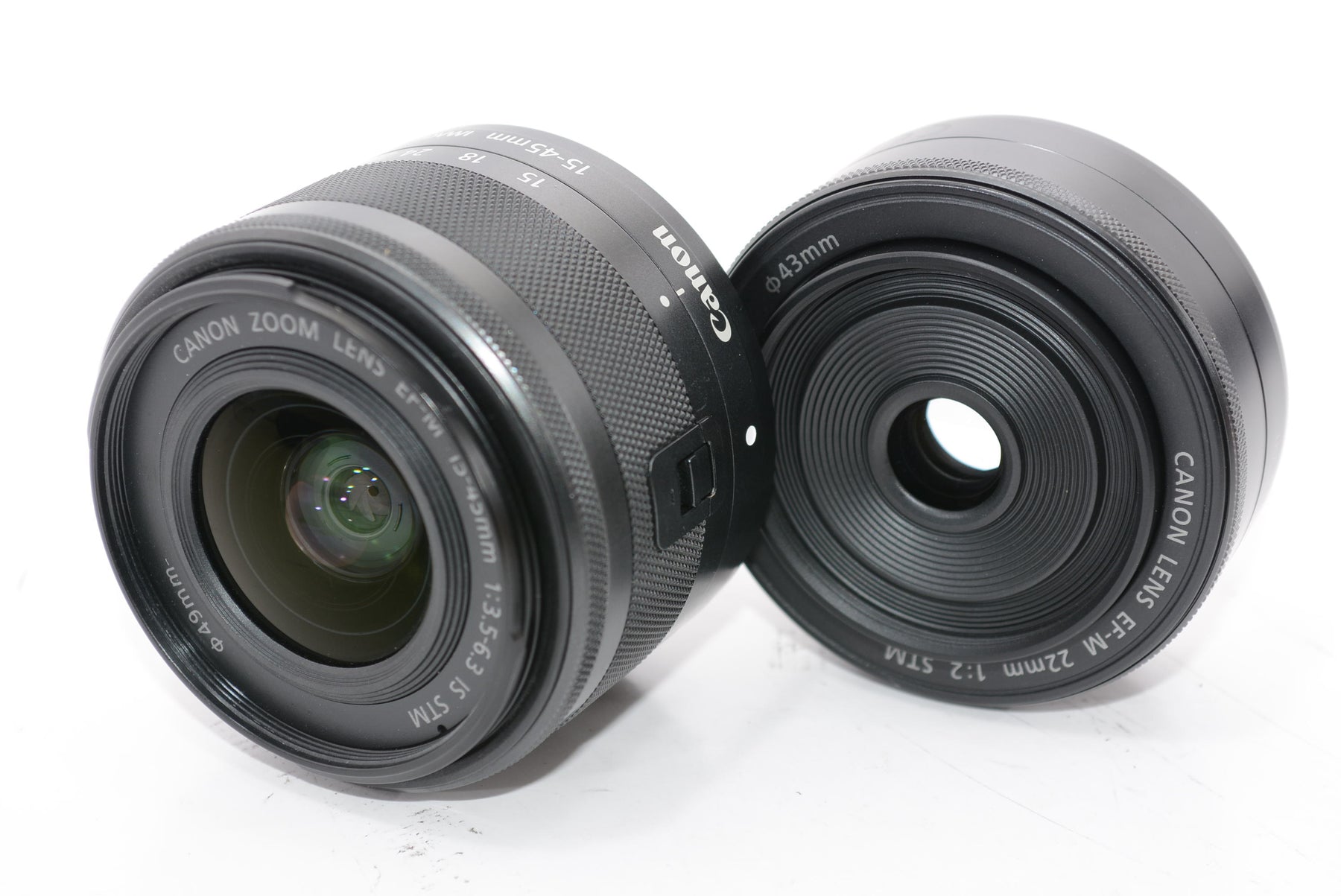 【外観特上級】Canon ミラーレス一眼カメラ EOS Kiss M ダブルレンズキット ブラック EOSKISSMBK-WLK