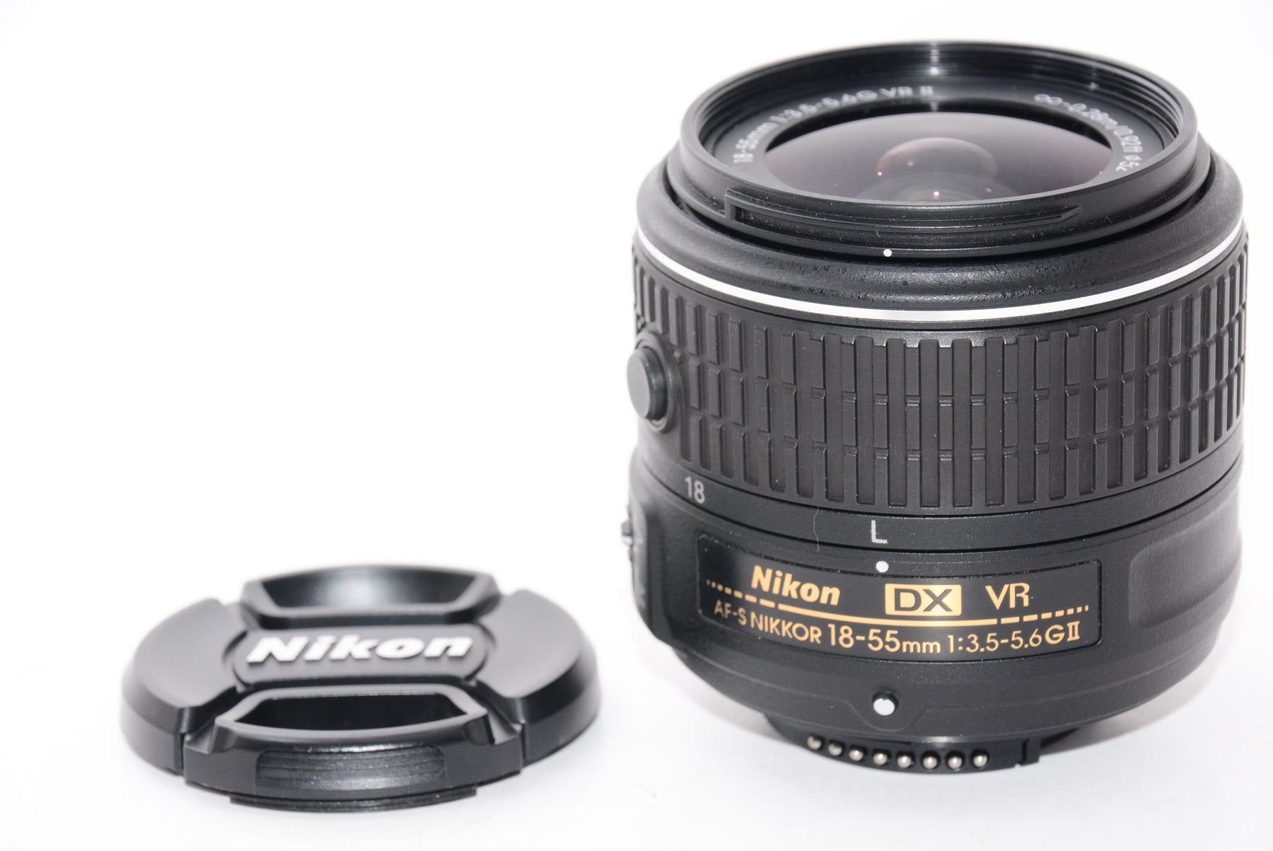 【外観特上級】Nikon 標準ズームレンズ AF-S DX NIKKOR 18-55mm f/3.5-5.6G VR II ニコンDXフォーマット専用