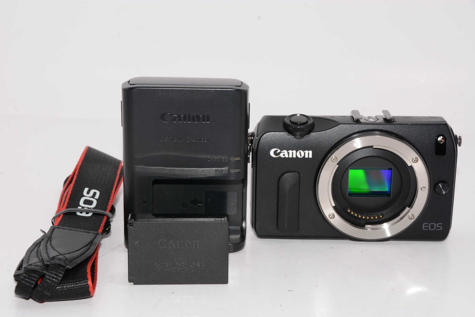 【外観特上級】Canon ミラーレス一眼カメラ EOS Kiss M ボディー ブラック EOSKISSMBK-BODY