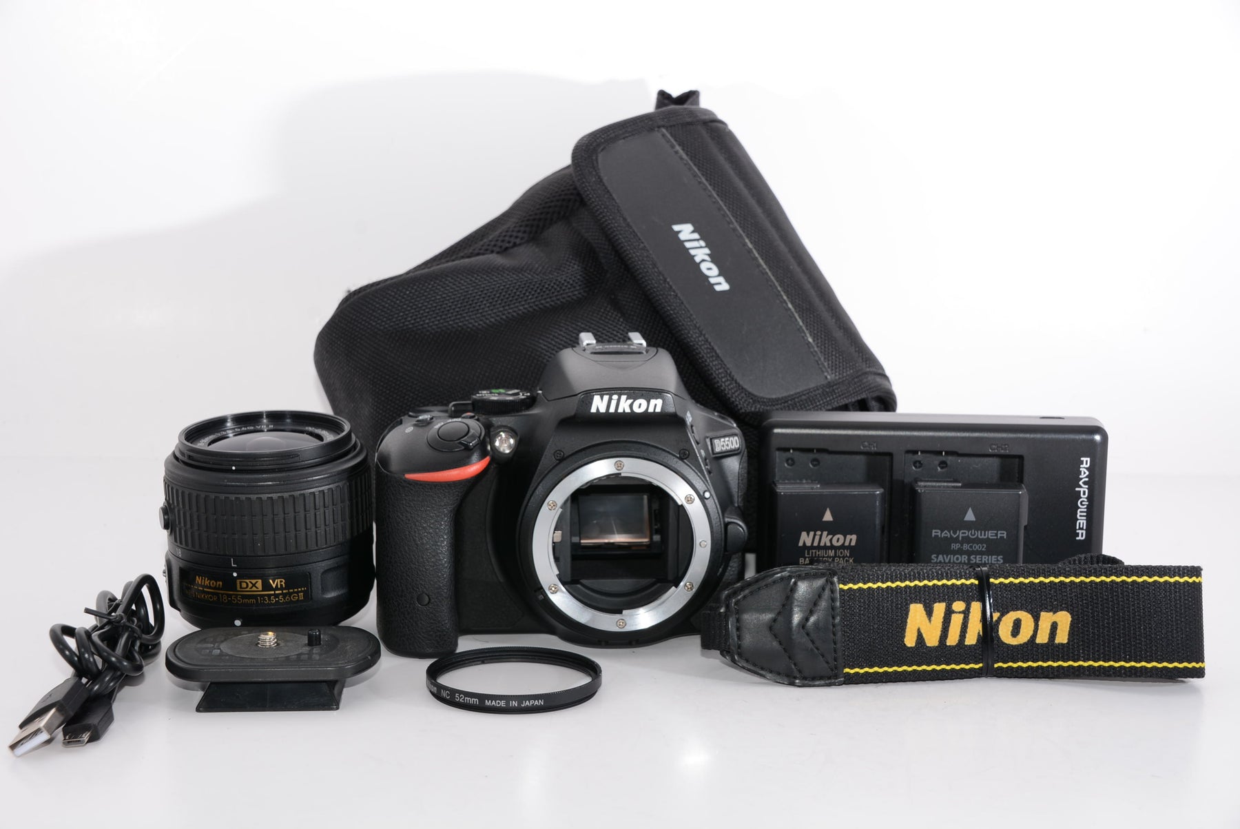 【外観特上級】Nikon デジタル一眼レフカメラ D5500 18-55 VRII レンズキット ブラック 2416万画素 3.2型液晶 タッチパネル D5500LK18-55BK