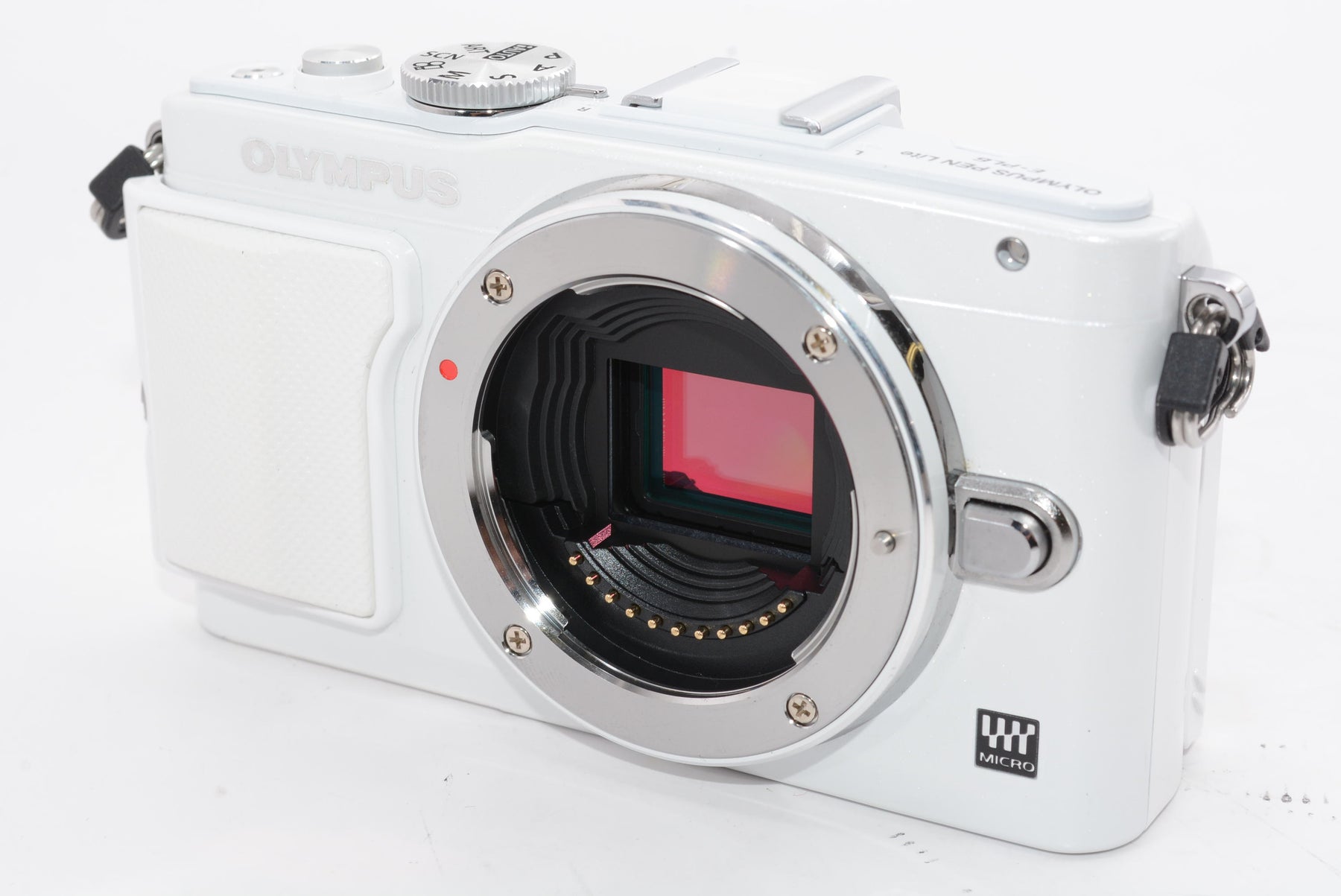 【外観特上級】OLYMPUS ミラーレス一眼 PEN Lite E-PL6 ボディ ホワイト E-PL6 BODY WHT