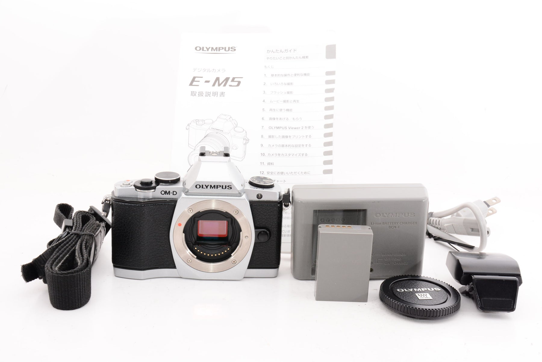 【外観特上級】OLYMPUS ミラーレス一眼 OM-D E-M5 ボディ シルバー 1605万画素 防塵 防滴 OM-D E-M5 BODY SLV