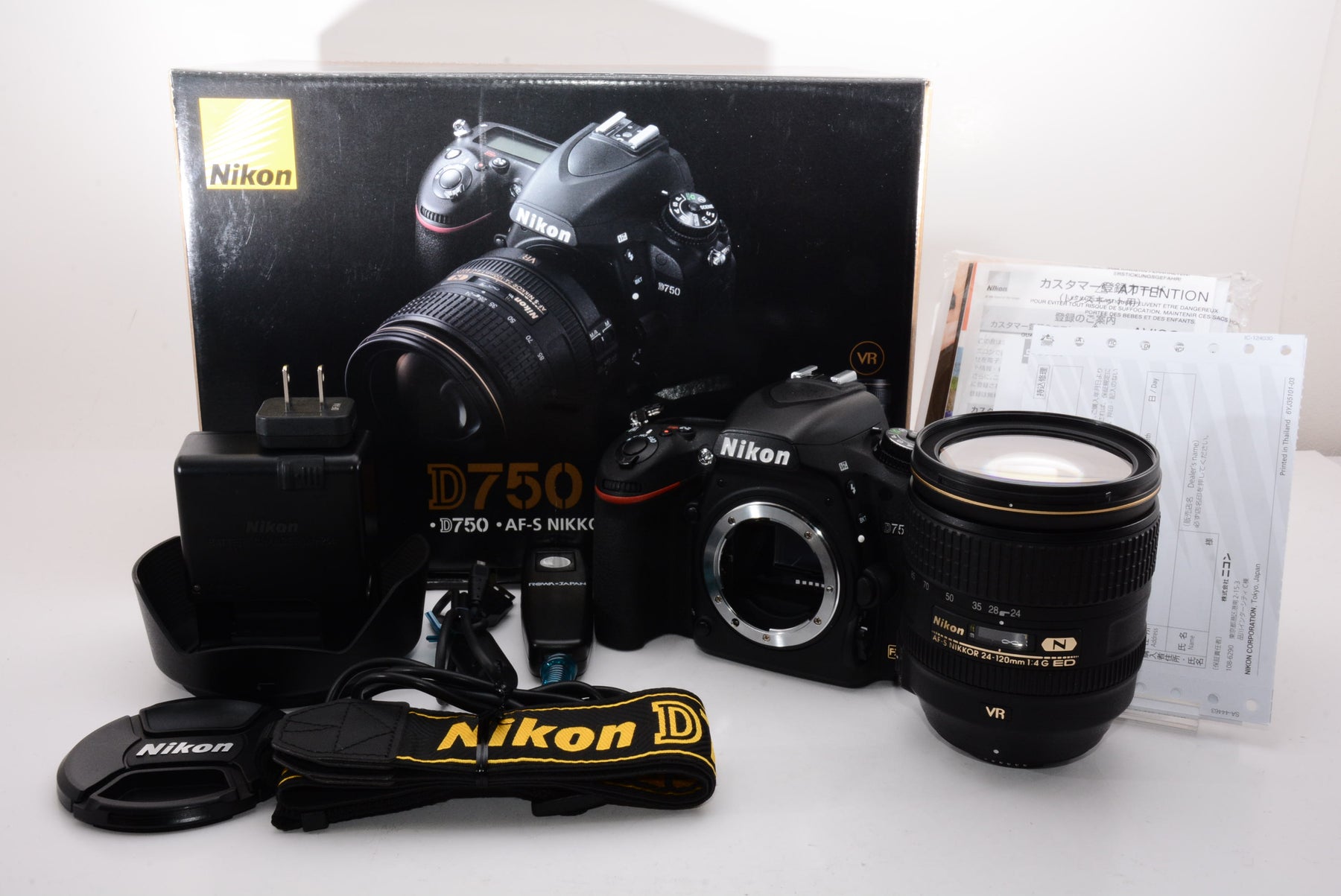 【外観特上級】Nikon デジタル一眼レフカメラ D750 24-120VR レンズキット AF-S NIKKOR 24-120mm f/4G ED VR 付属 D750LK24-120