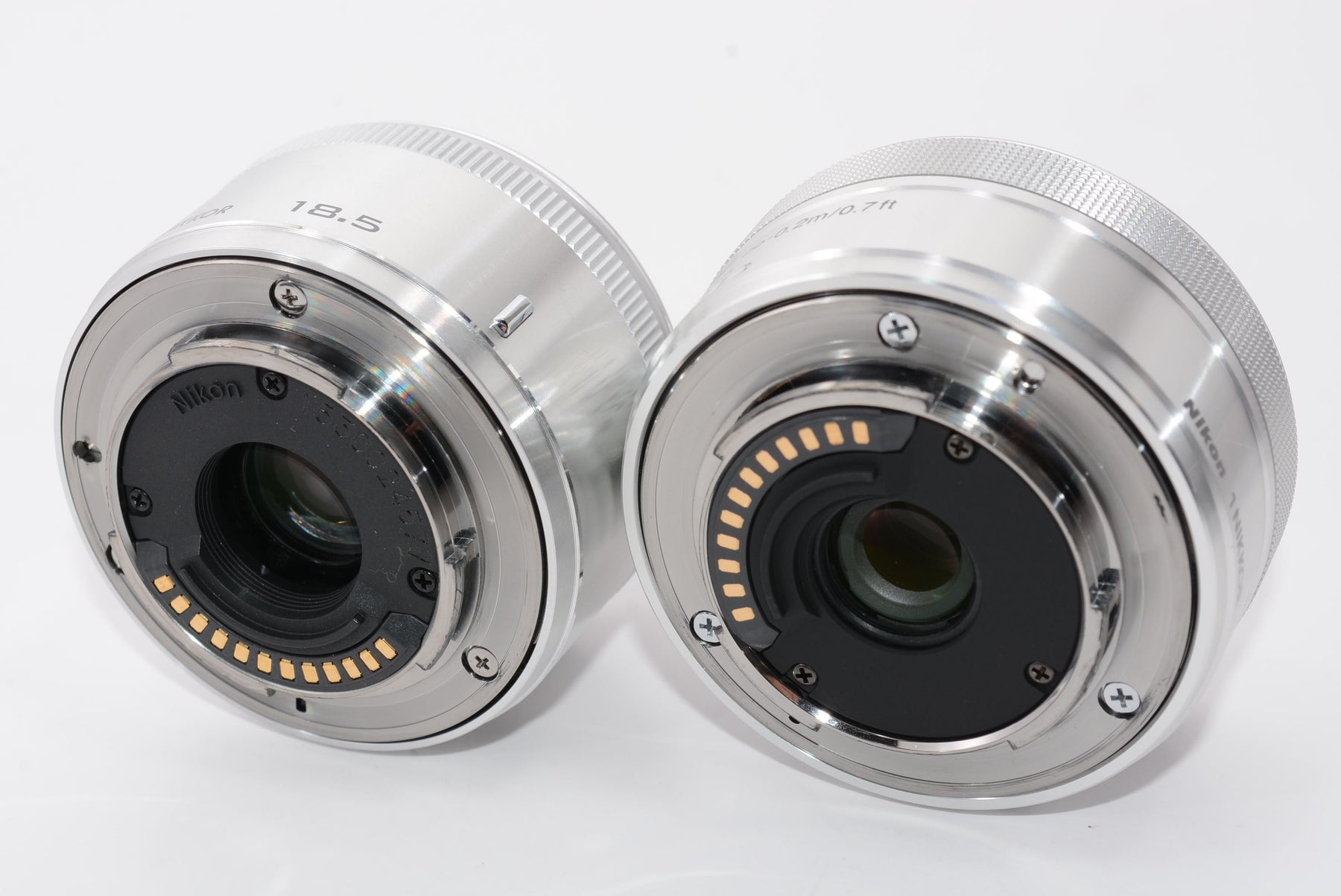 【外観特上級】Nikon ミラーレス一眼 Nikon1 J5 ダブルレンズキット シルバー J5WLKSL