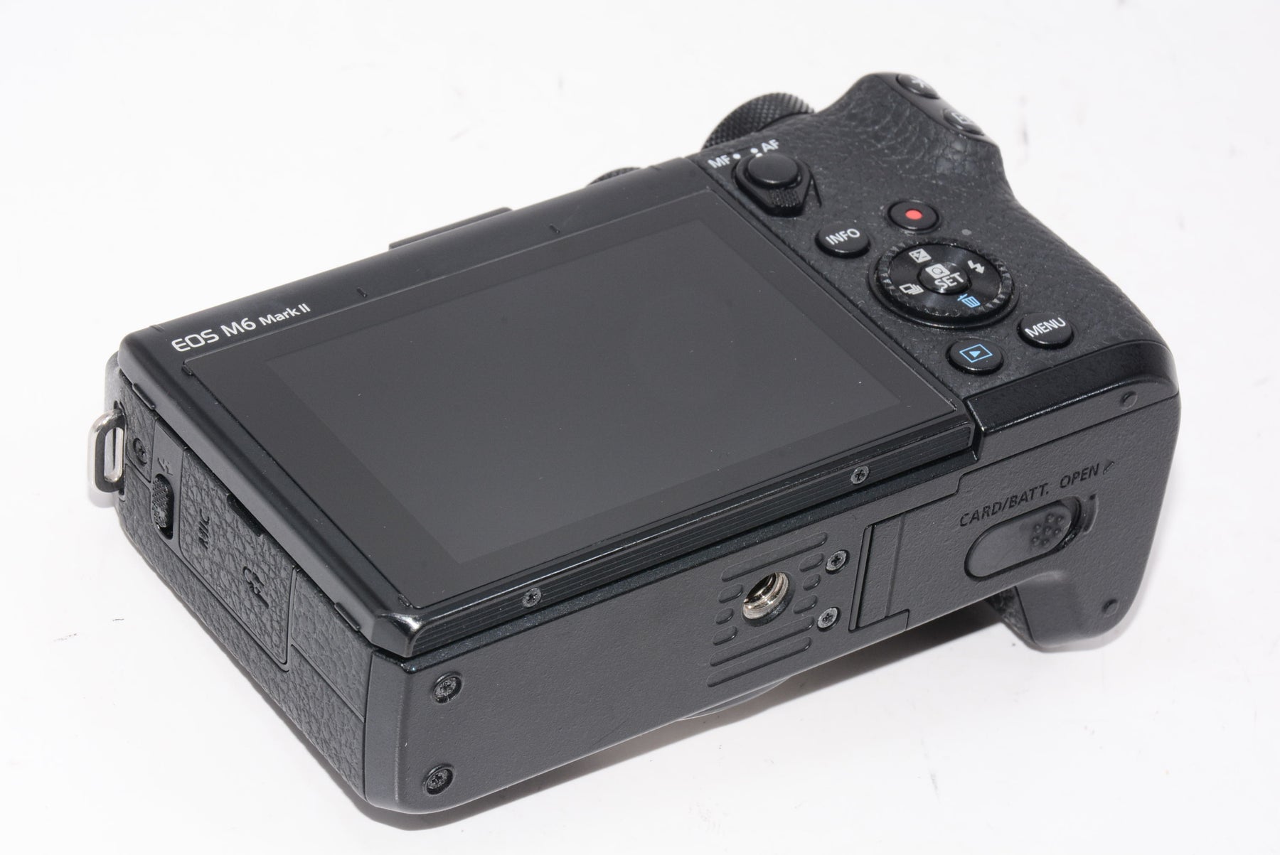 【オススメ】Canon ミラーレス一眼カメラ EOS M6 Mark II ダブルズームキット ブラック EOSM6MK2BK-WZK