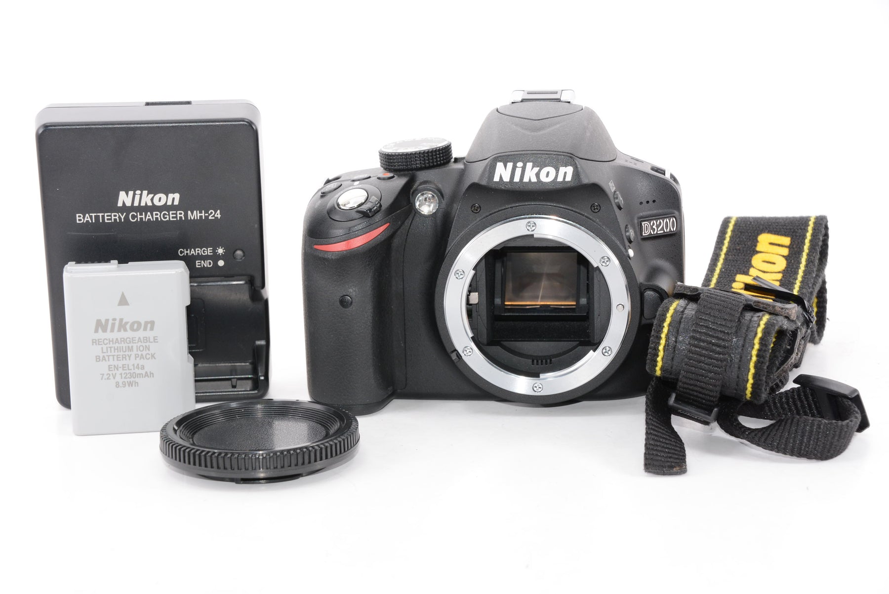 【外観特上級】Nikon デジタル一眼レフカメラ D3200 ボディー ブラック D3200BK