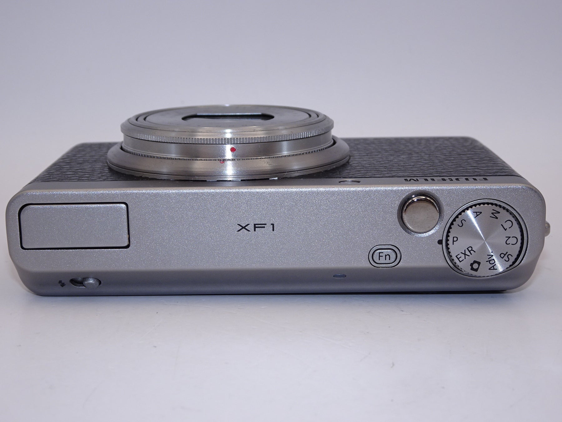 【外観特上級】FUJIFILM デジタルカメラ XF1 ブラック F FX-XF1B