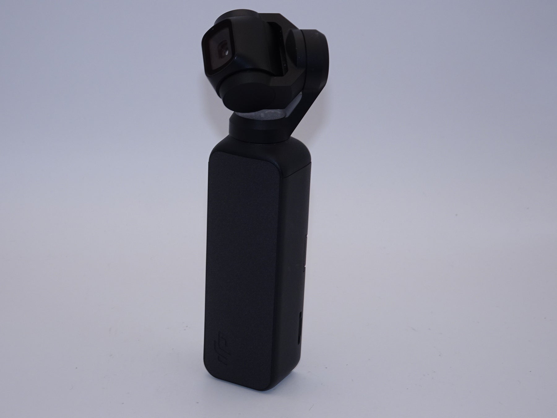 【外観特上級】DJI OSMO POCKET (3軸ジンバル, 4Kカメラ)