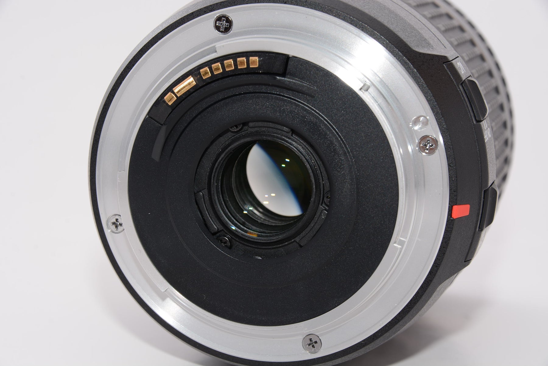 【外観特上級】TAMRON 高倍率ズームレンズ 18-270mm F3.5-6.3 DiII VC PZD キヤノン用 APS-C専用 B008E