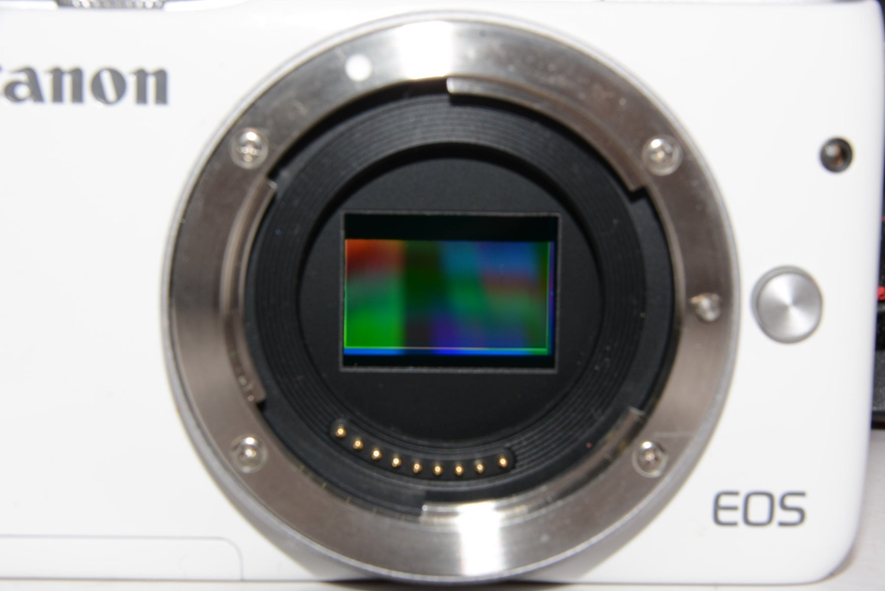 【外観特上級】Canon ミラーレス一眼カメラ EOS M10 ダブルズームキット(ホワイト)
