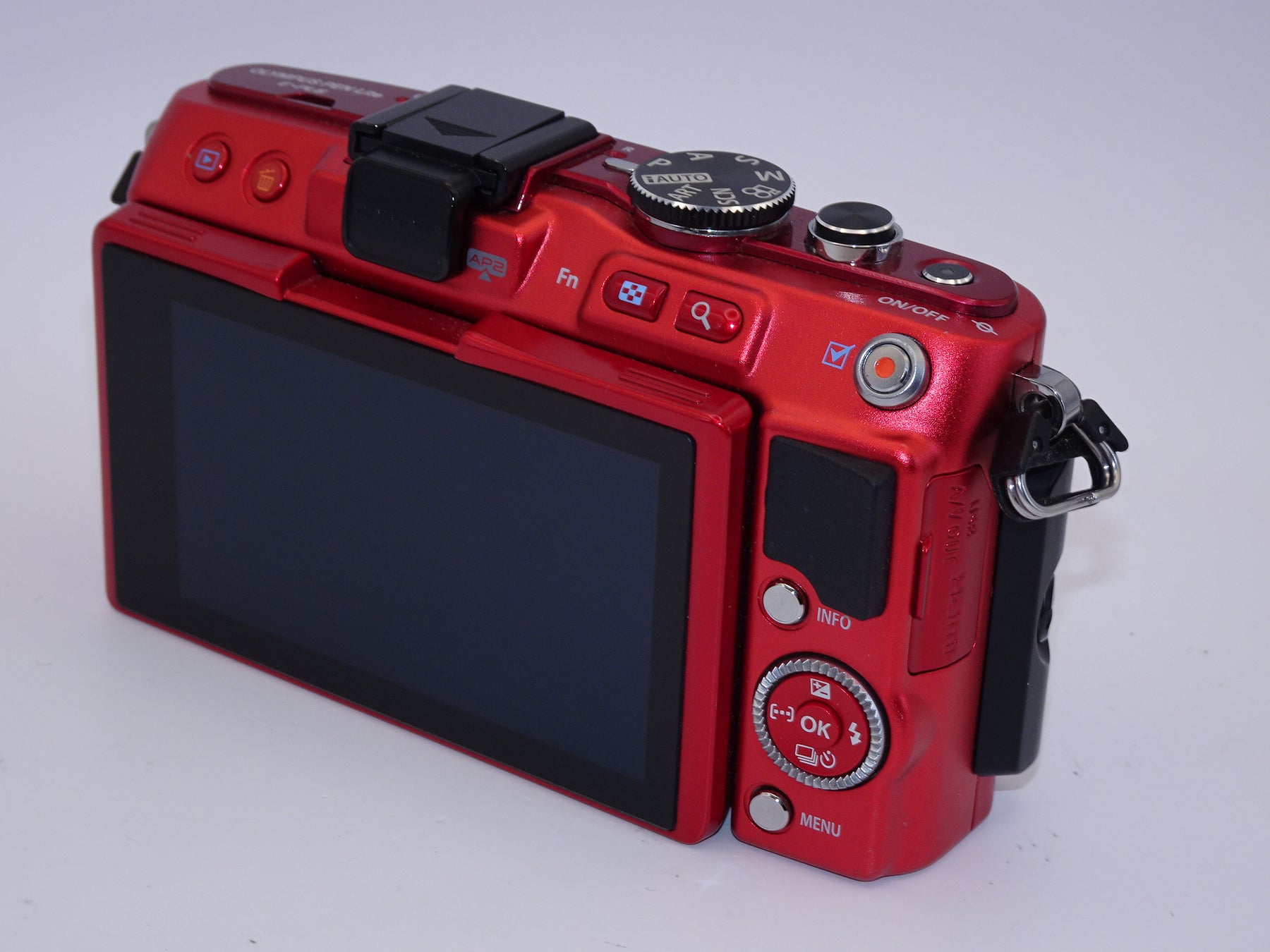 【外観特上級】OLYMPUS ミラーレス一眼 PEN Lite E-PL6 ボディ レッド E-PL6 BODY RED