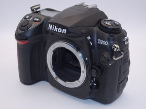 【外観特上級】Nikon デジタル一眼レフカメラ D200 ボディ