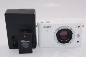 【外観並級】Nikon ニコン ミラーレス一眼カメラ Nikon 1 J1 ボディ ホワイト