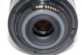 【外観特上級】Canon 標準ズームレンズ EF-S18-55mm F3.5-5.6 IS