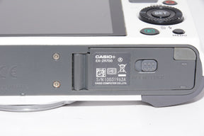 【外観並級】CASIO EXILIM デジタルカメラ ハイスピード 1610万画素 光学18倍ズーム ホワイト EX-ZR700WE