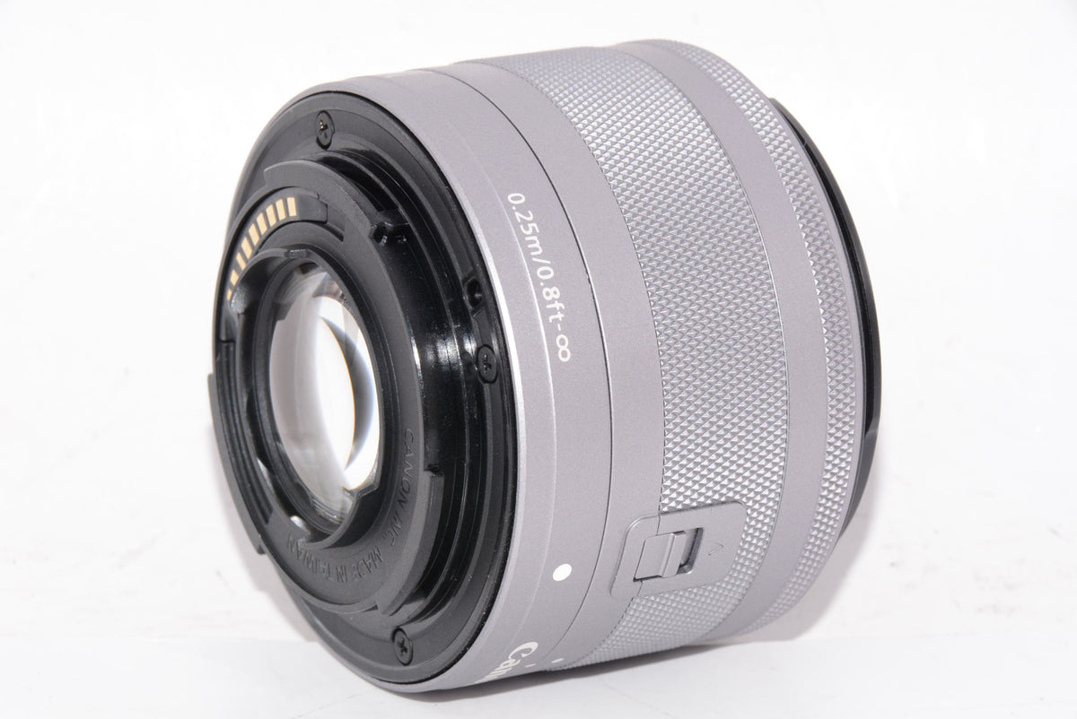 【外観特上級】Canon 標準ズームレンズ EF-M15-45mm F3.5-6.3IS STM(シルバー) ミラーレス一眼対応 EF-M15-45ISSTMSL