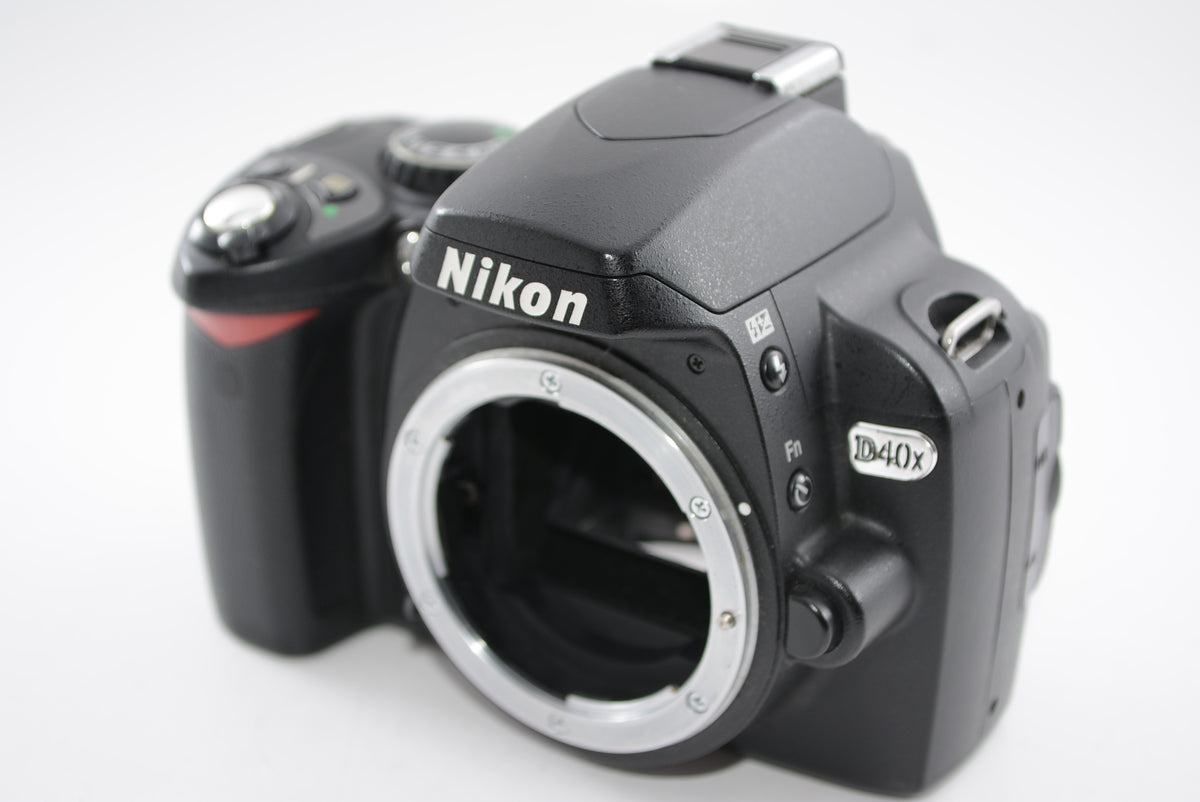 【外観特上級】Nikon デジタル一眼レフカメラ D40X ボディ