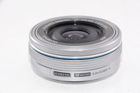 【外観特上級】OLYMPUS M.ZUIKO DIGITAL ED 14-42mm F3.5-5.6 EZ SLV