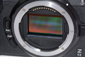 【外観並級】Nikon ミラーレスカメラ 一眼 Z6II ボディ black