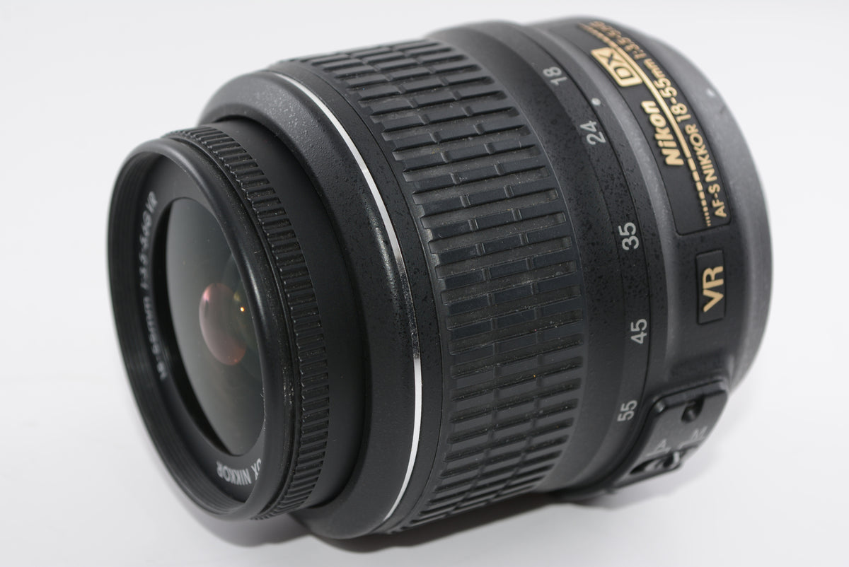 【外観特上級】Nikon 標準ズームレンズ AF-S DX NIKKOR 18-55mm f3.5-5.6G VR