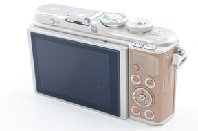 【外観特上級】OLYMPUS ミラーレス一眼カメラ PEN E-PL9 ボディー ブラウン