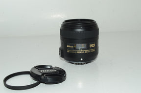 【外観特上級】Nikon 単焦点マイクロレンズ AF-S DX Micro NIKKOR 40mm f/2.8G ニコンDX