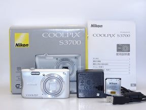 【外観特上級】Nikon COOLPIX S3700 シルバー