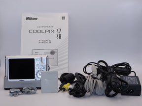 【外観特上級】Nikon デジタルカメラ COOLPIX S8 シルバー COOLPIXS8S