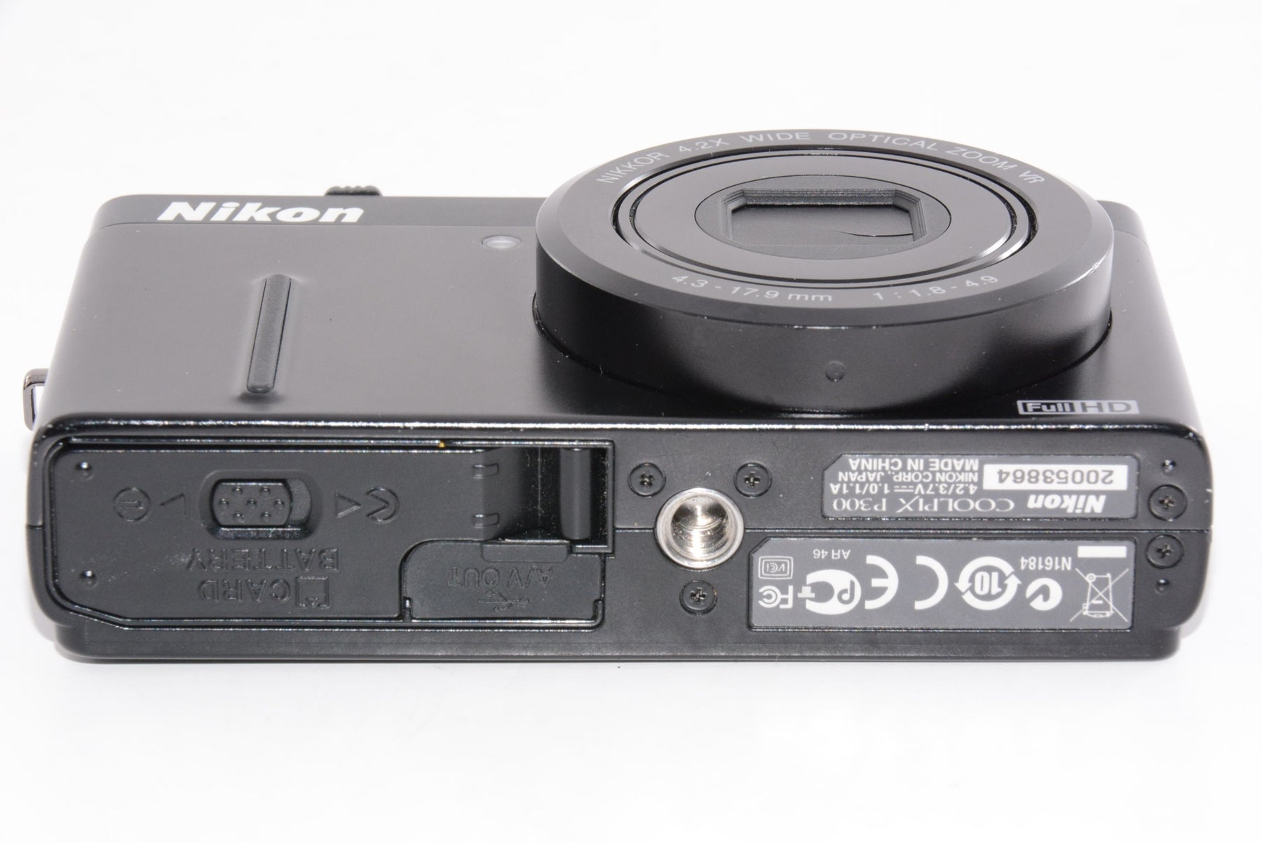 【外観並級】NikonデジタルカメラCOOLPIX P300 ブラックP300 1220万画素 裏面照射CMOS 広角24mm 光学4.2倍 F1.8レンズ フルHD