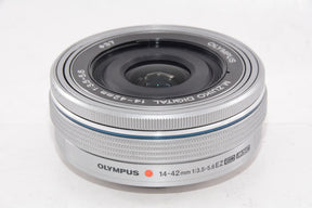 【外観特上級】OLYMPUS M.ZUIKO DIGITAL ED 14-42mm F3.5-5.6 EZ SLV