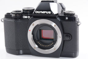 【外観並級】OLYMPUS OM-D E-M10 ボディ ブラック  ミラーレス一眼