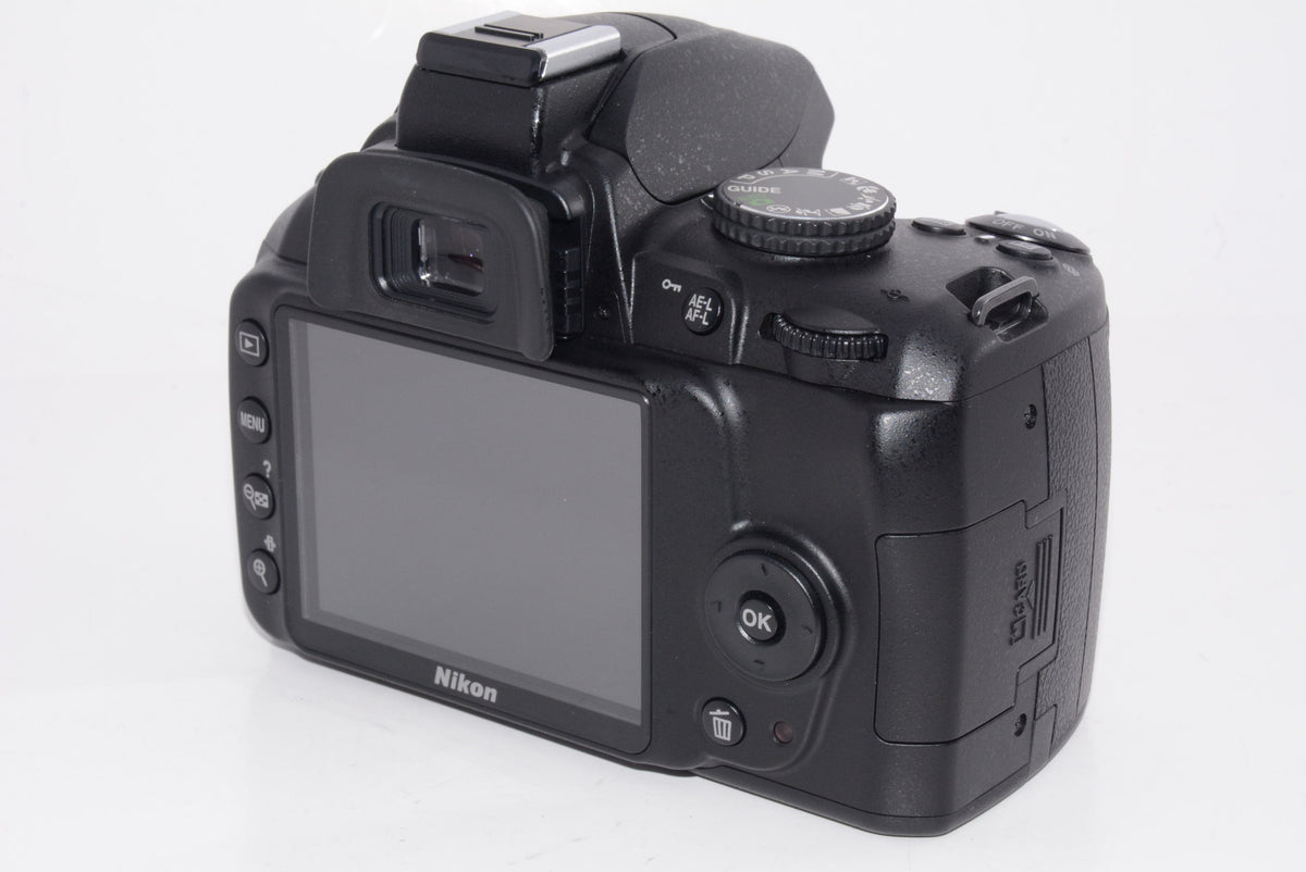 【外観特上級】Nikon デジタル一眼レフカメラ D3000 ボディ