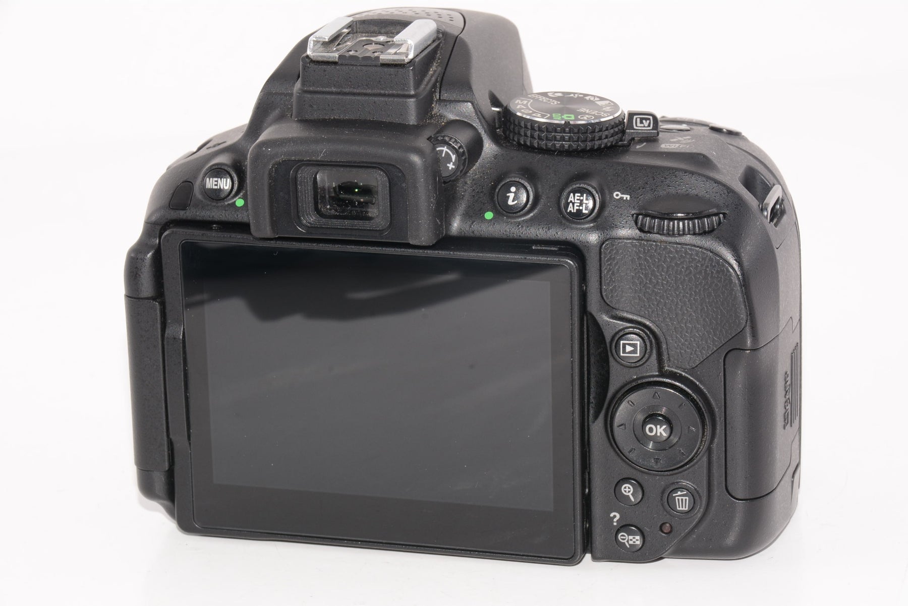 【外観特上級】Nikon デジタル一眼レフカメラ  D5300 18-140VR レンズキット ブラック D5300LK18-140VRBK