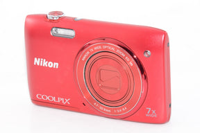 【外観特上級】Nikon デジタルカメラ COOLPIX S3500 光学7倍ズーム 有効画素数 2005万画素 ラズベリーレッド S3500RD
