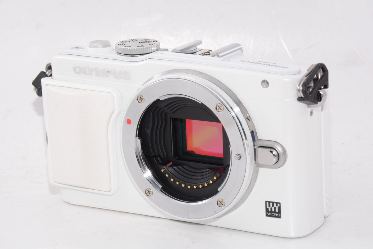 【外観特上級】OLYMPUS ミラーレス一眼 PEN Lite E-PL6 ボディ ホワイト E-PL6 BODY WHT