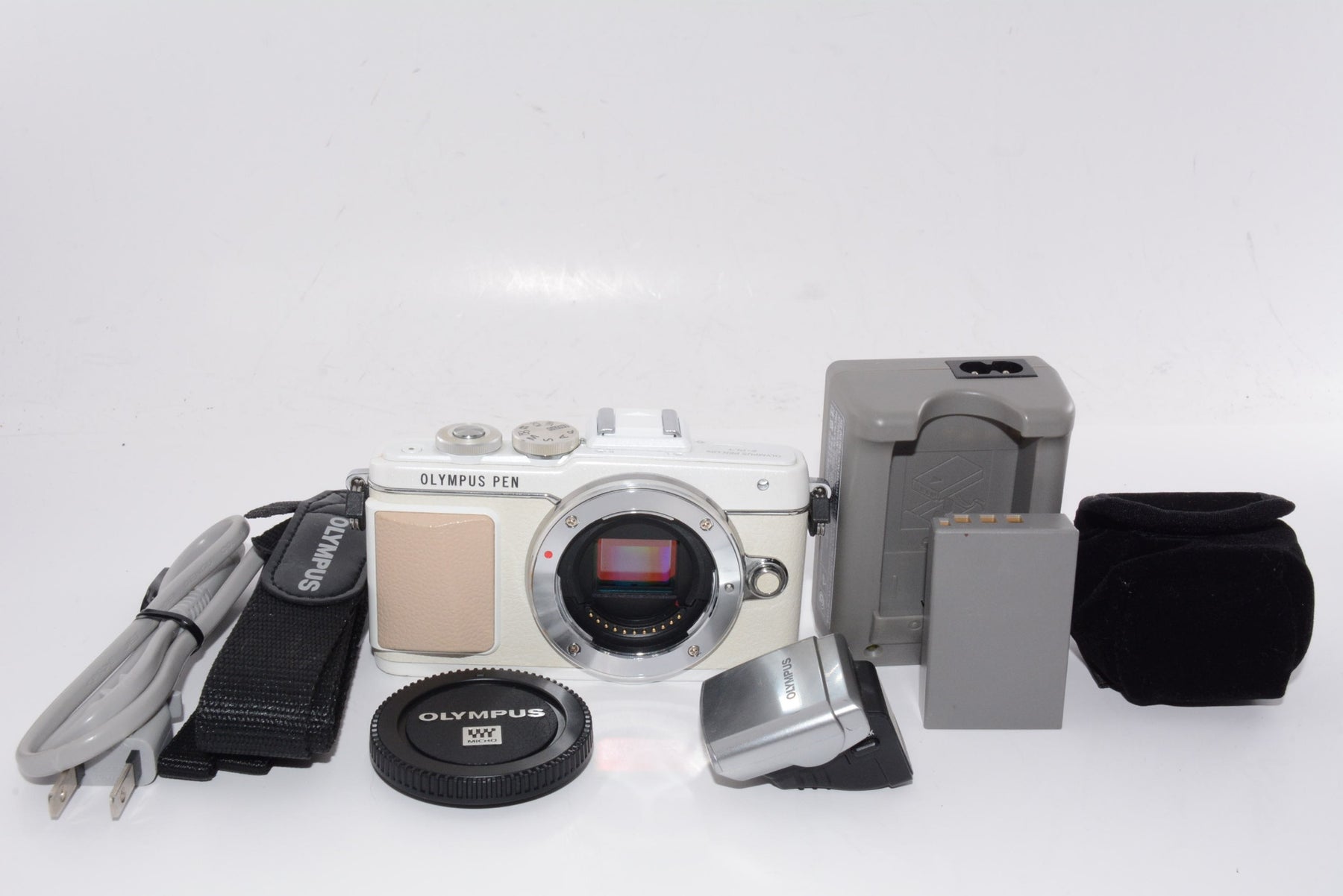 【外観特上級】OLYMPUS PEN E-PL7 ボディ ホワイト ミラーレス一眼 PEN E-PL7 BODY WHT