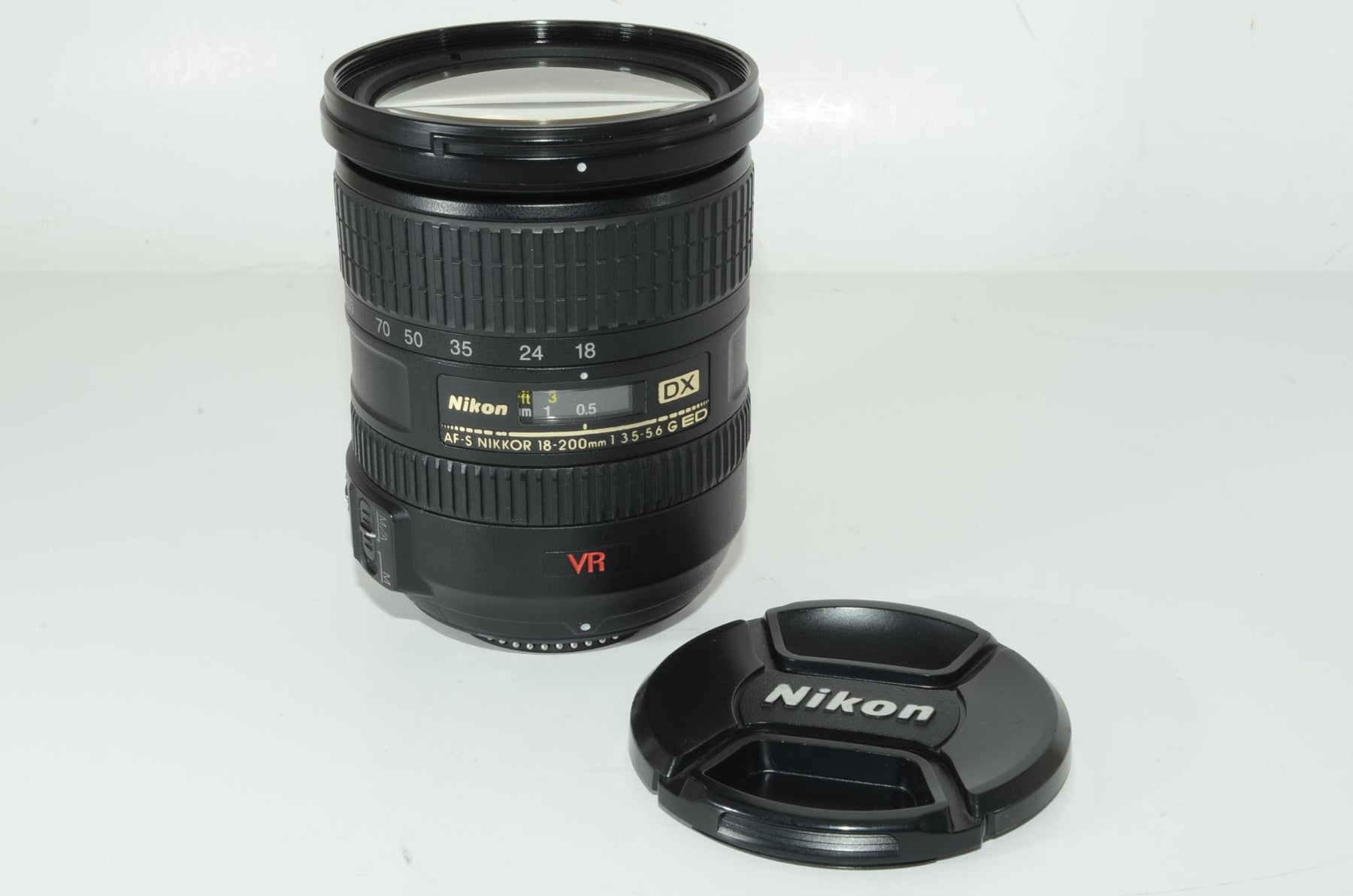 【外観特上級】Nikon AF-S DX VR Zoom Nikkor ED18-200mm F3.5-5.6G(IF)