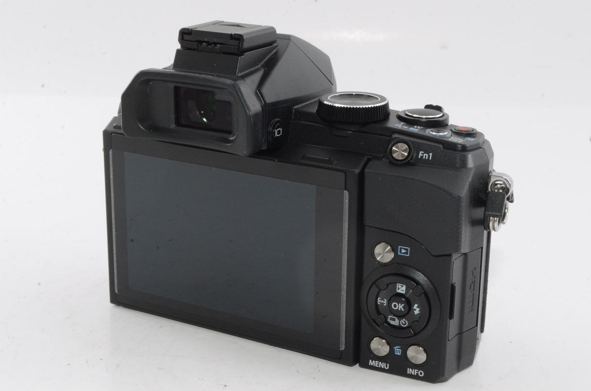 【外観並級】OLYMPUS デジタルカメラ STYLUS 1 28-300mm 全域F2.8 光学10.7倍ズーム ブラック STYLUS-1 BLK