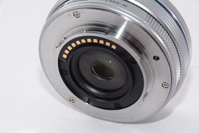 【外観特上級】OLYMPUS M.ZUIKO DIGITAL ED 14-42mm F3.5-5.6 EZ SLV