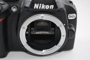 【外観特上級】Nikon デジタル一眼レフカメラ D40X ボディ