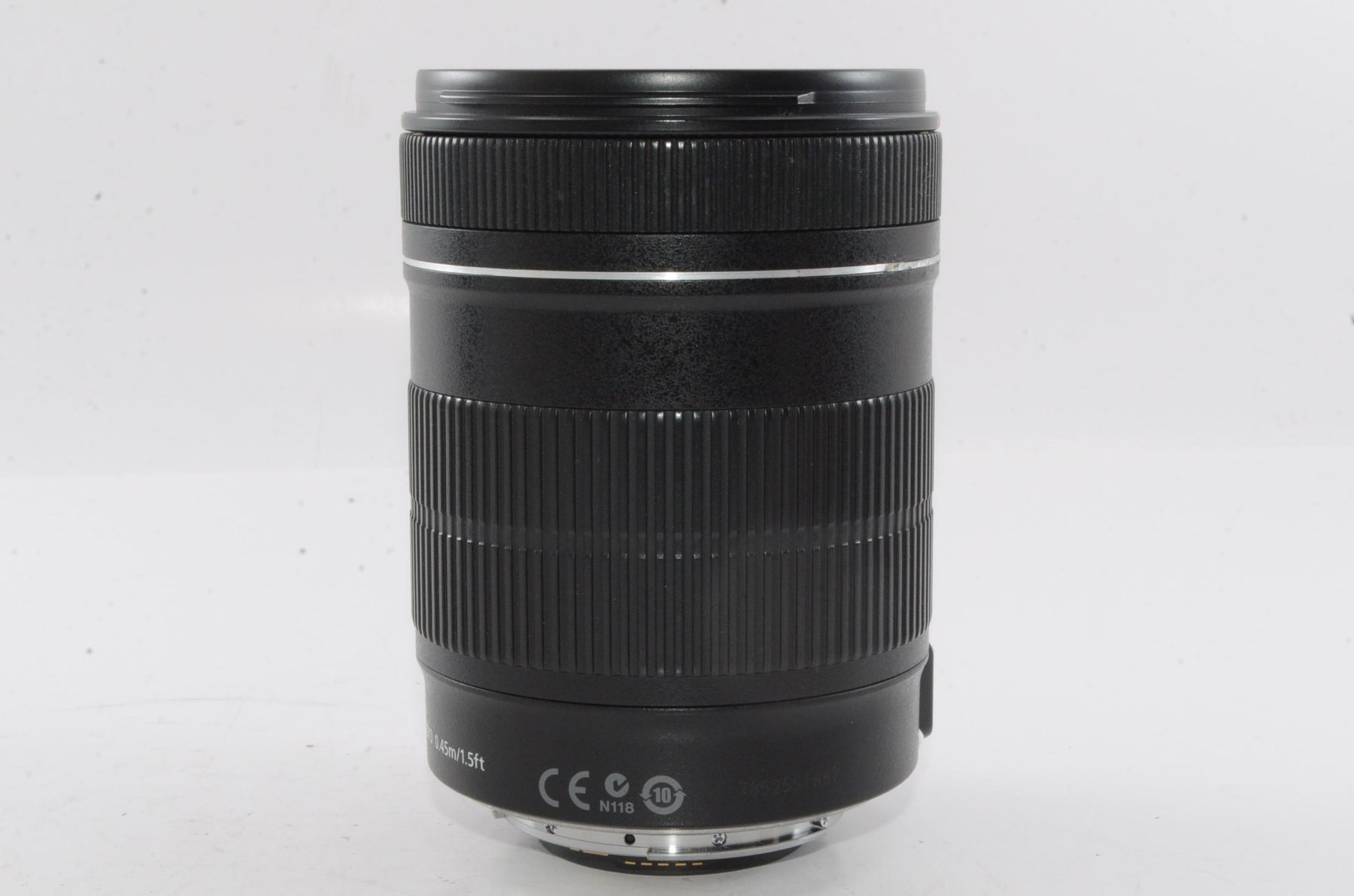 【外観特上級】Canon 標準ズームレンズ EF-S18-135mm F3.5-5.6 IS APS-C対応